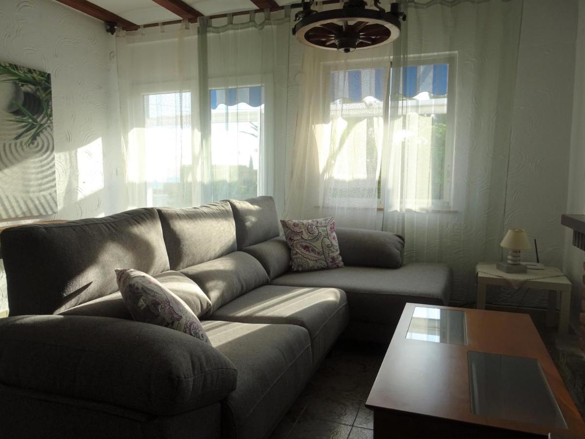 Villa At Seafront With Private Garden-655 Dénia Esterno foto