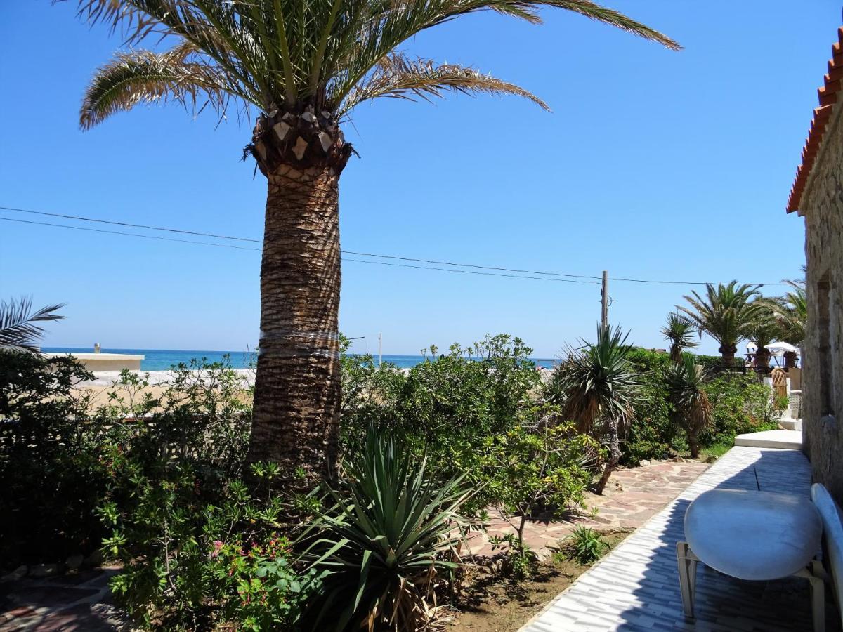 Villa At Seafront With Private Garden-655 Dénia Esterno foto