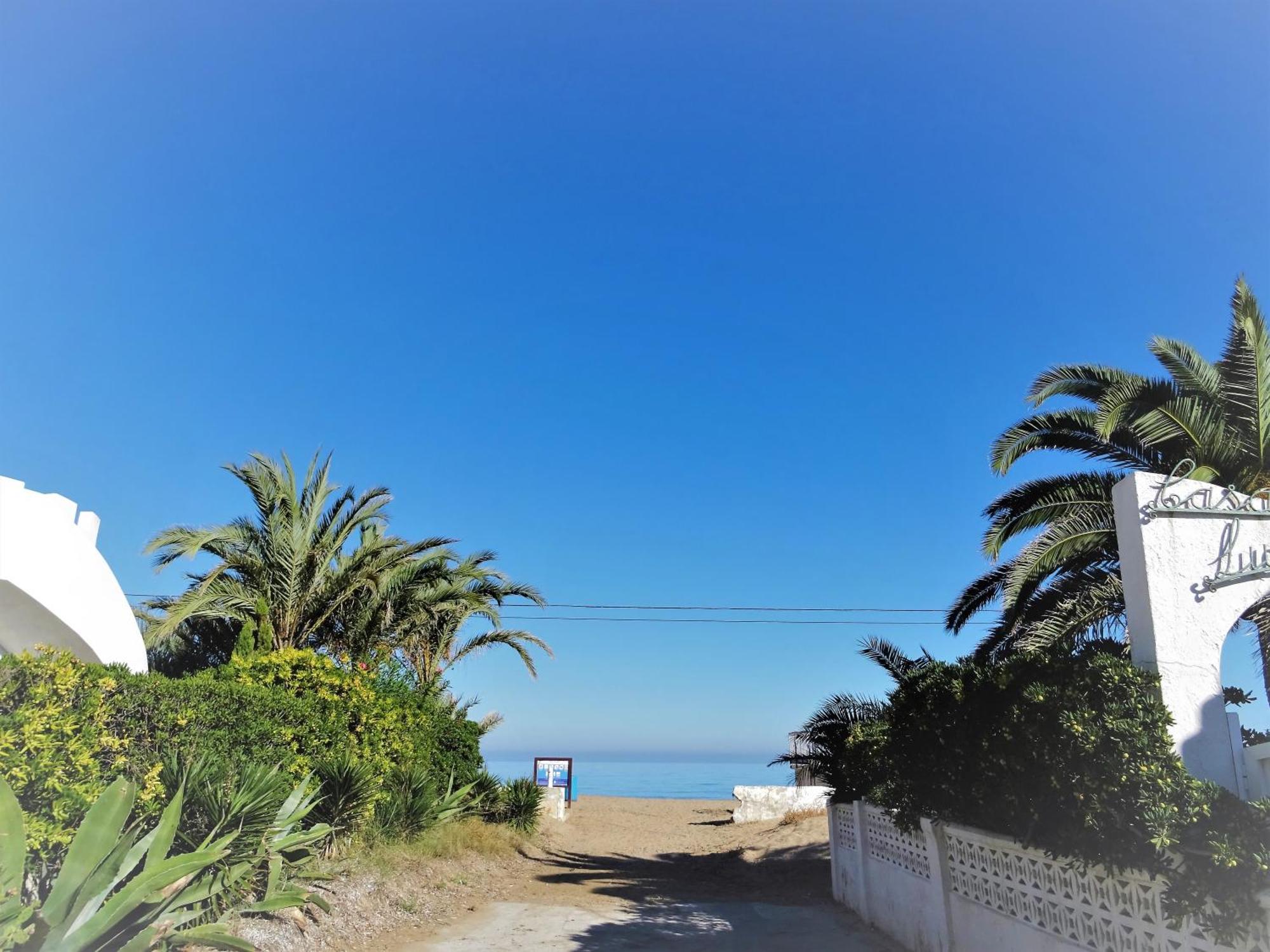 Villa At Seafront With Private Garden-655 Dénia Esterno foto