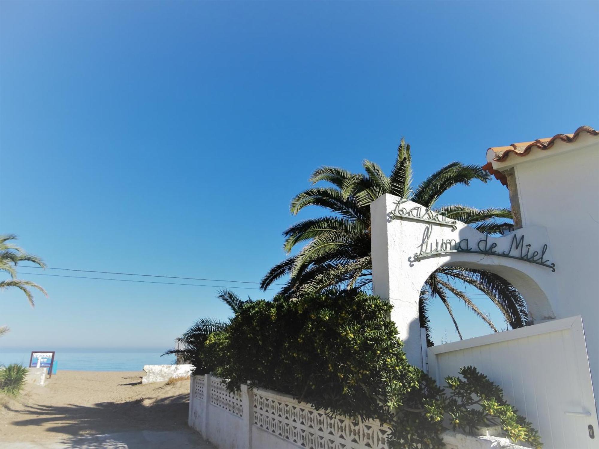 Villa At Seafront With Private Garden-655 Dénia Esterno foto